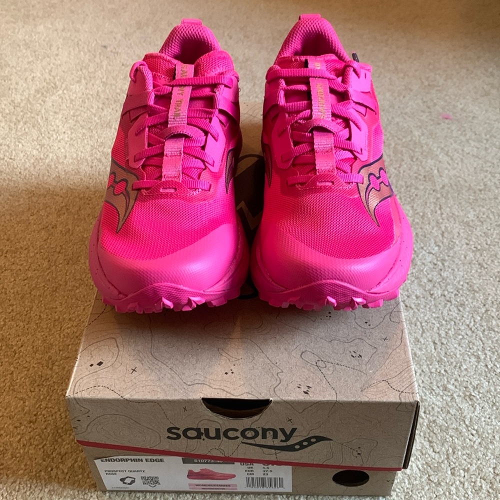 Women’s Saucony Shoes
